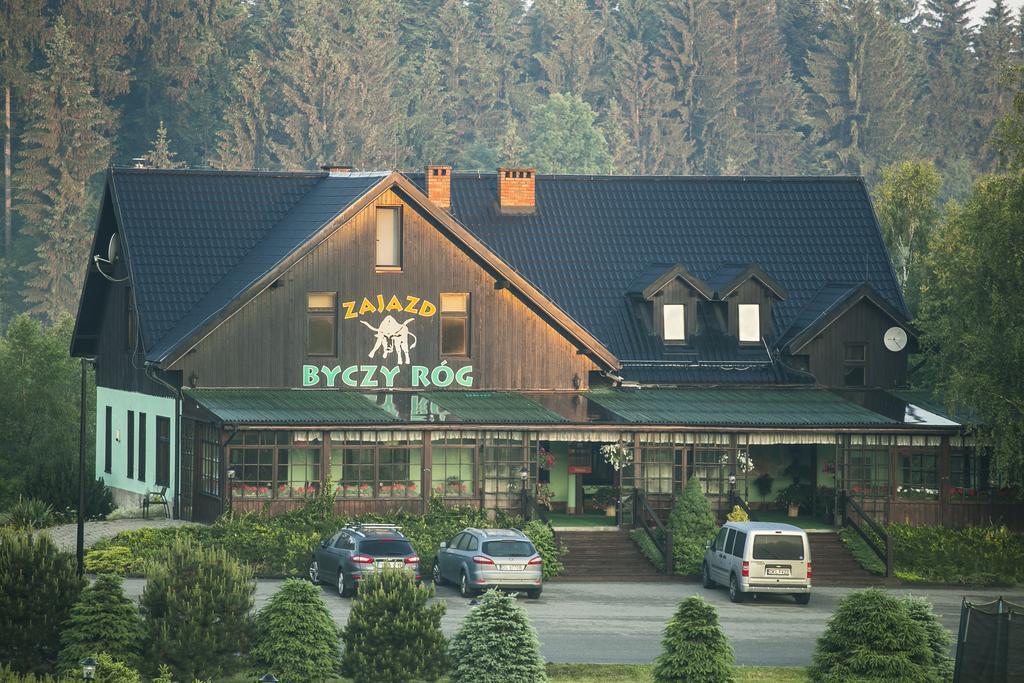 Zajazd Byczy Rog Międzylesie Esterno foto