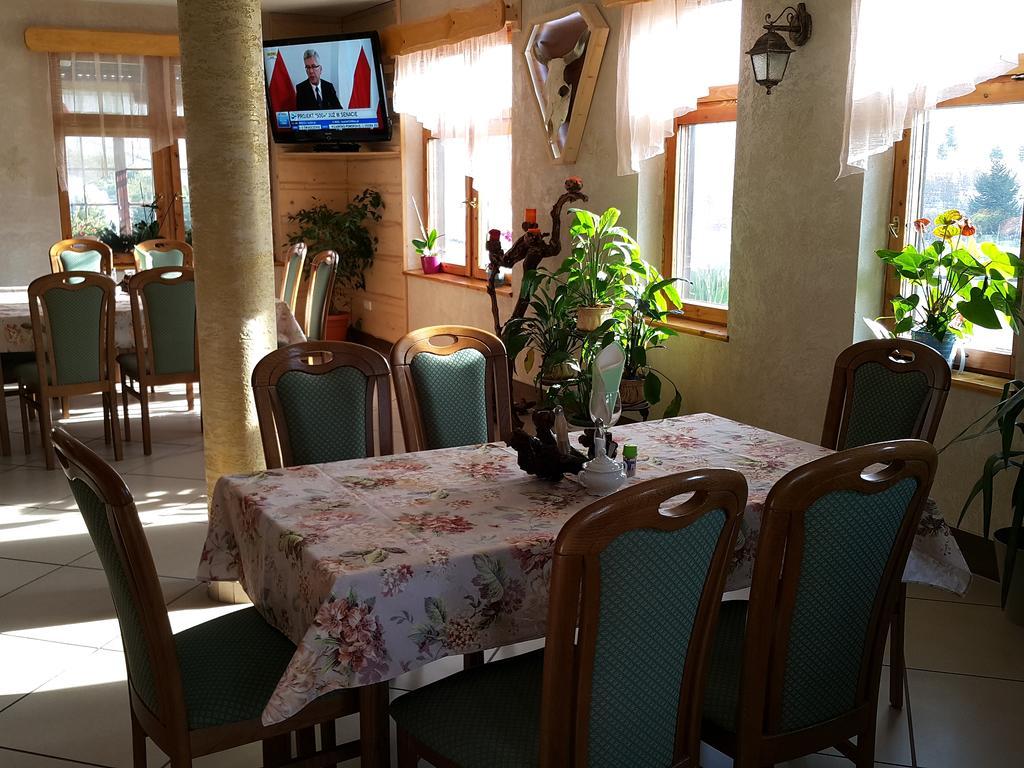 Zajazd Byczy Rog Międzylesie Esterno foto